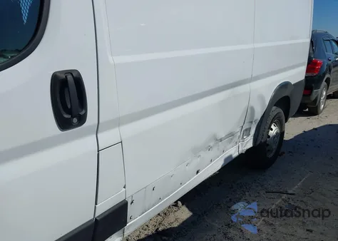 2021 Ram Promaster 1500 Low Roof 136 Wb из США, поврежденный, VIN 3C6LRVAG9ME552550